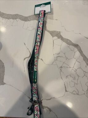 NEW Masters Floral Pet Leash in Pink and Green